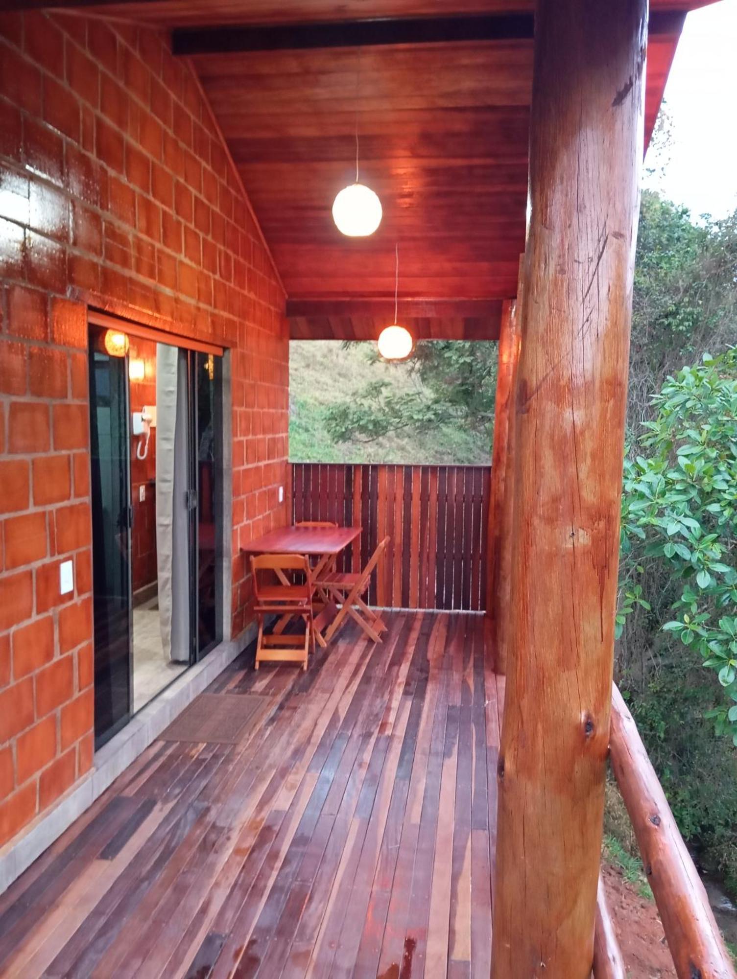 Chales Pedacim Du Ceu Bueno Brandao Exterior photo